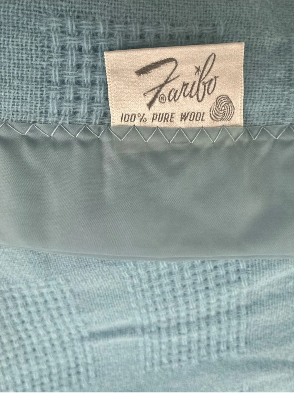 Vintage Faribo 100% Pure Wool Blanket Light Blue Satin Trim 78x86 NWOT USA